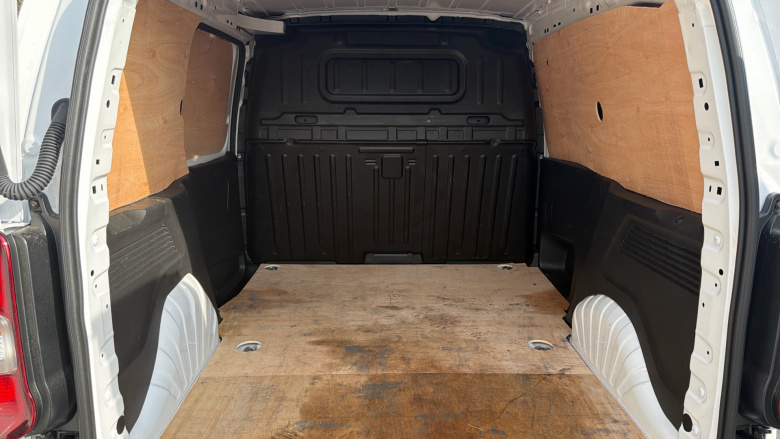 Vauxhall Combo Cargo Combo Diesel 1.5 Turbo D 100ps Prime H1 Van